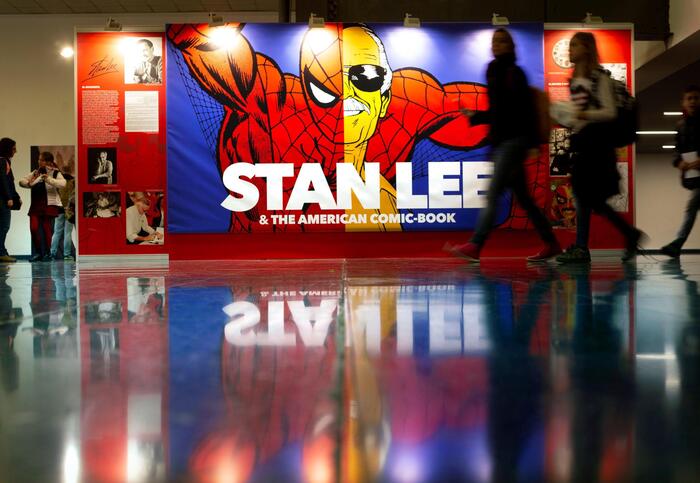 Stan Lee e i suoi supereroi che fanno errori